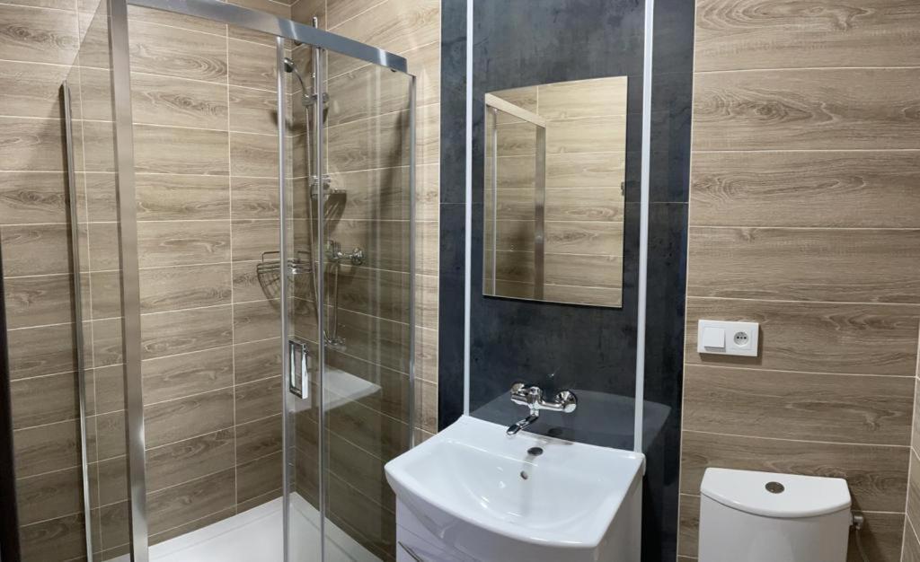 Good Night Noclegi & Strefa Z Sauna I Jacuzzi Ogolnodostepna Lub Na Wylacznosc צ'כוביצה-ג'ג'יצה מראה חיצוני תמונה